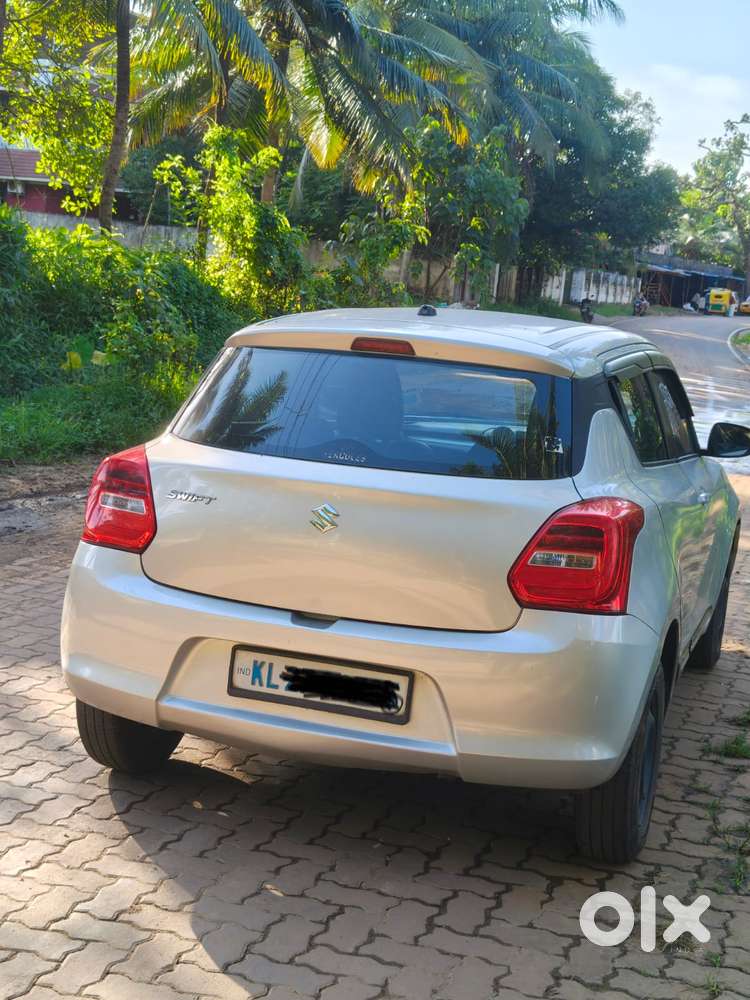 Maruti Suzuki Swift Vxi + Manual, 2018, Petrol