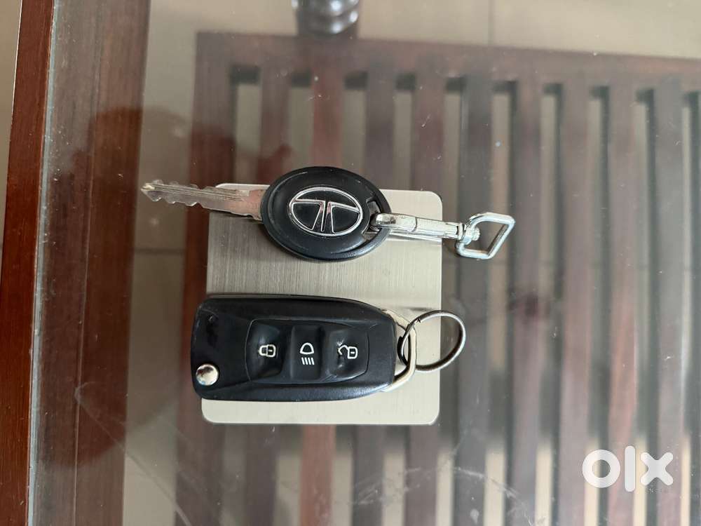Tata Tiago Petrol 2018