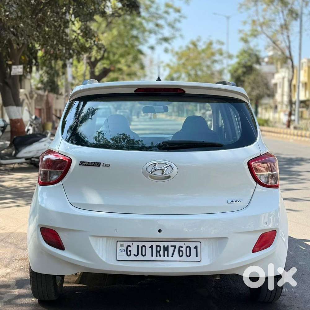 Hyundai Grand I10 2013 Petrol Automatic Well Maintained