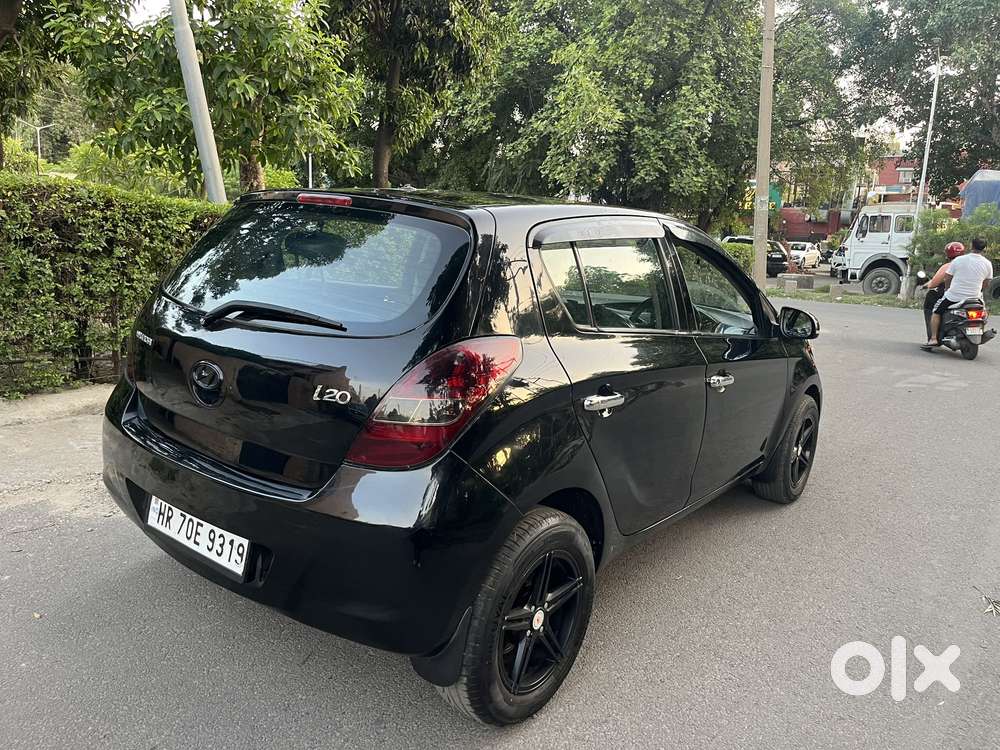 Hyundai I20 Asta 1.4 Crdi With Avn 6 Speed, 2010, Diesel
