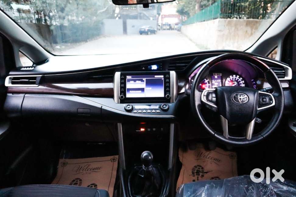 Toyota Innova Crysta