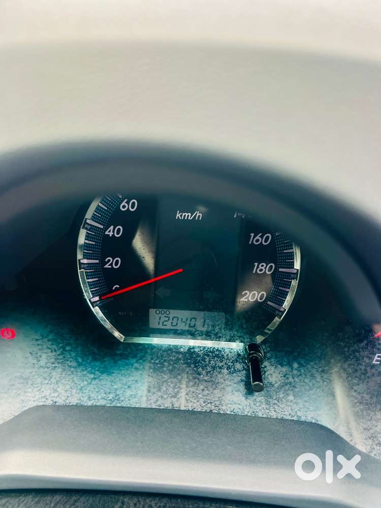 Toyota Fortuner 2014 Diesel 120000 Km Driven