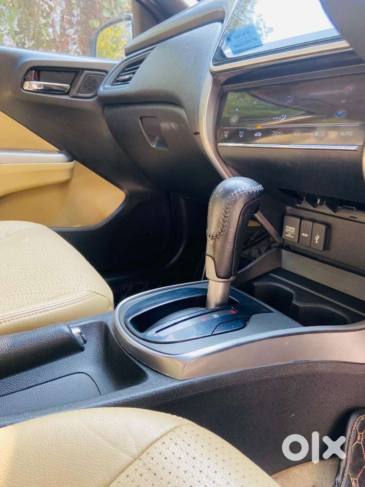 Honda City I-vtec Cvt Zx, 2016, Petrol