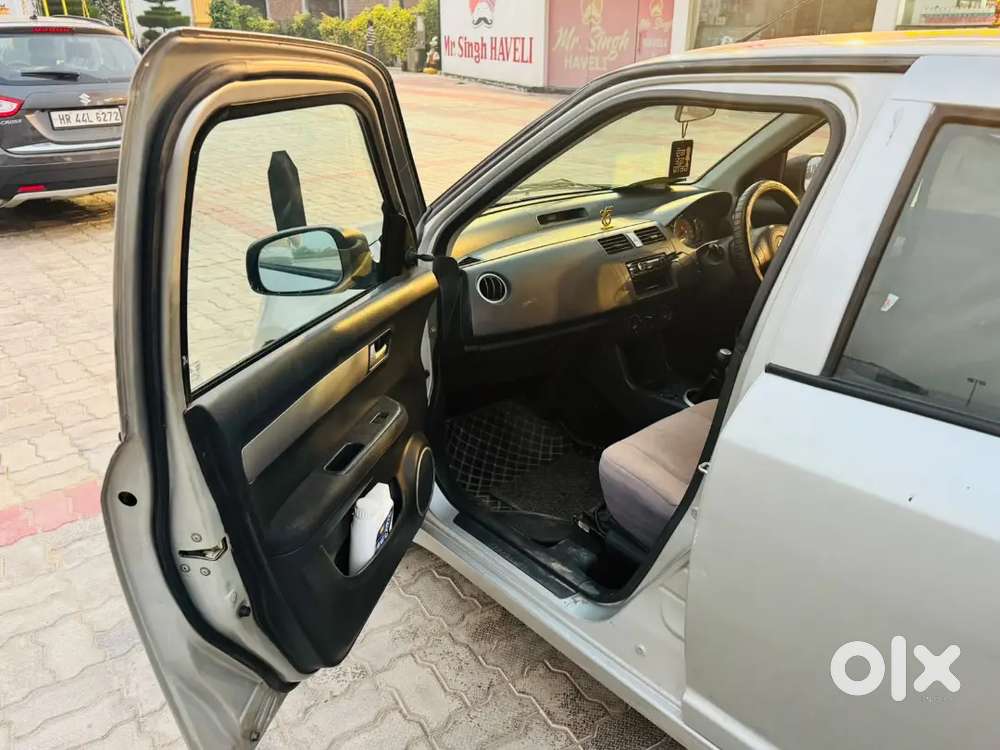 2nd Owner 2011 Maruti Swift