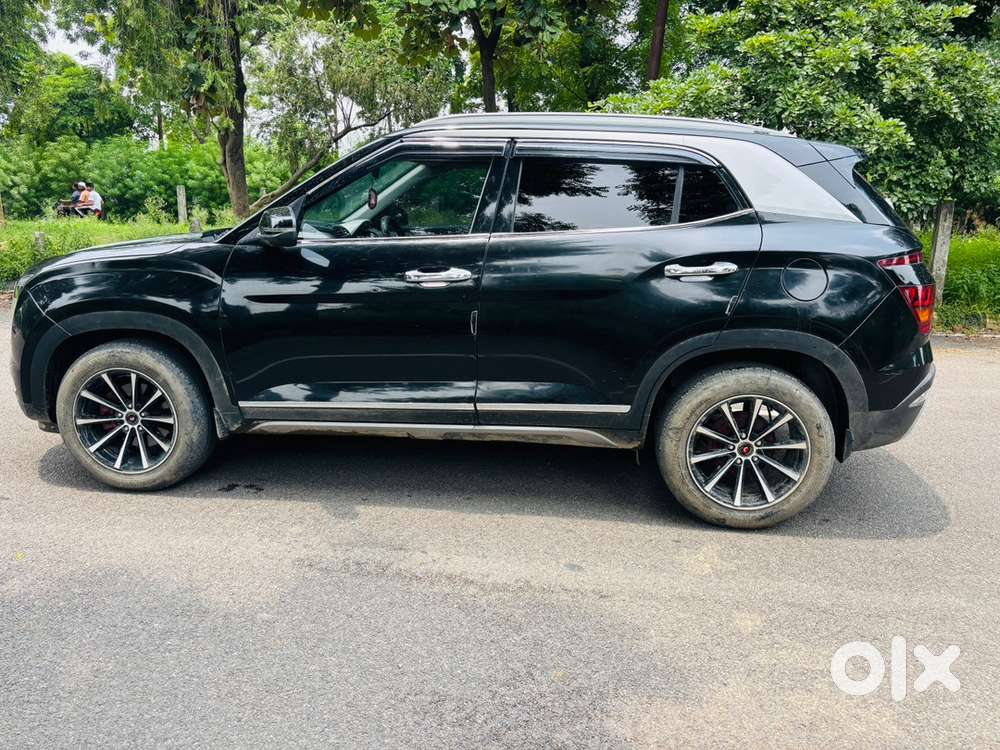 Hyundai Petrol Manual 2022