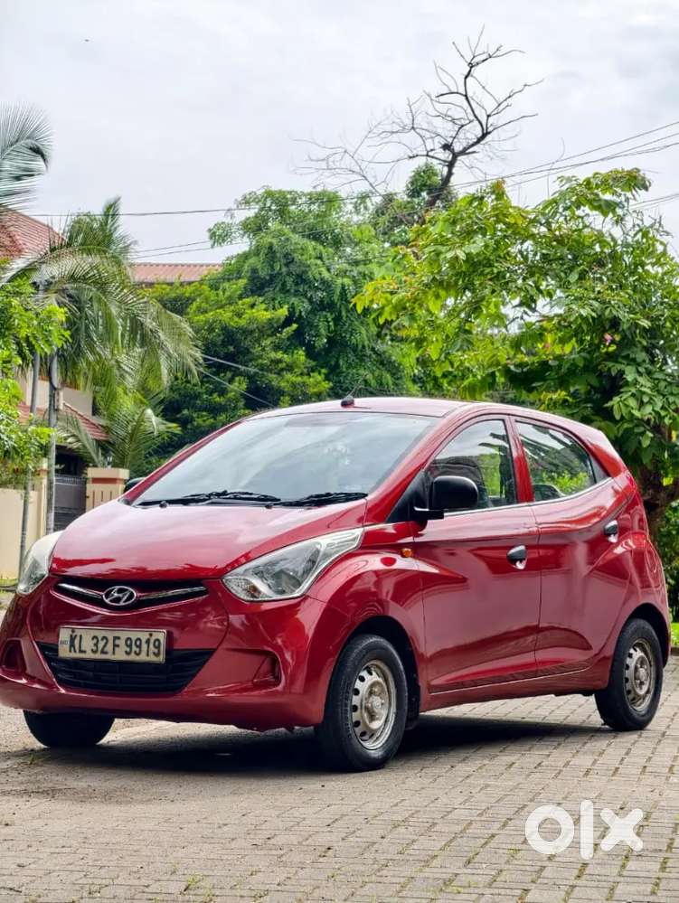 Pristine Condition 1st Owner  2014 Eon