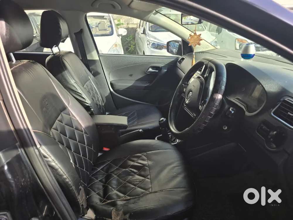 Volkswagen Crosspolo 2015 Petrol 115000 Km Driven