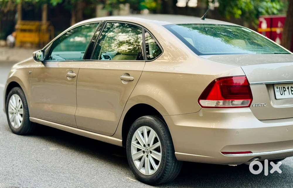 Volkswagen Vento 1.2 Tsi Highline Plus At, 2016, Petrol