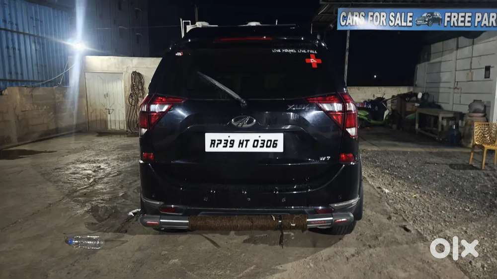 Mahindra Xuv500 2021 Diesel Well Maintained