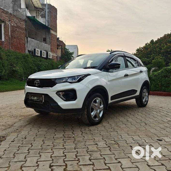 Tata Nexon 1.2 Revotron Xm, 2020, Petrol