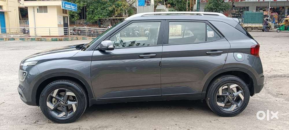 Hyundai Venue 1.5 Crdi Sx (o) Dual Tone, 2021, Diesel