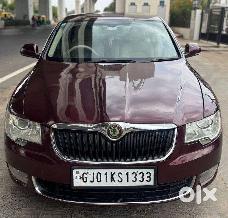 Skoda Superb Lk 2.0 Tdi At, 2012, Diesel