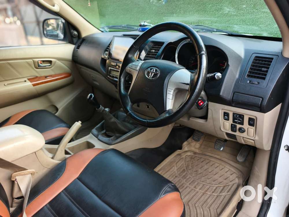 Toyota Fortuner, 2011, Diesel