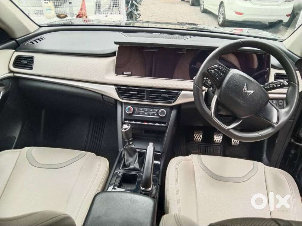 Mahindra Xuv700 2.2 Ax 5 Diesel Mt 7 Str, 2023, Diesel