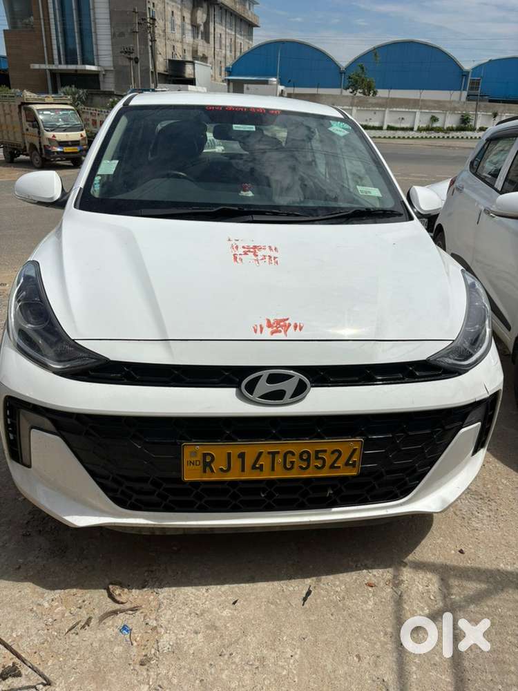 Hyundai Aura Petrol Manual 2025