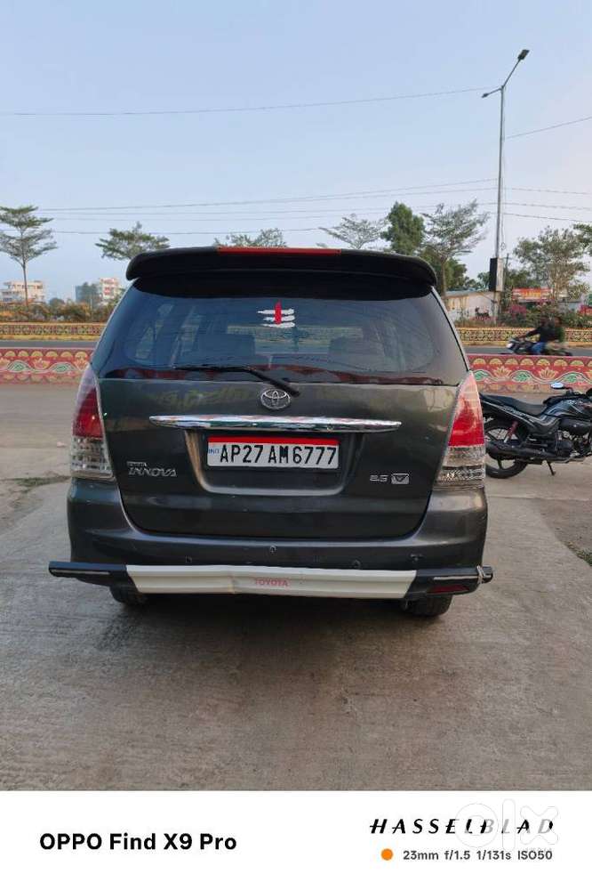 Toyota Innova 2012-2013 2.5 Vx (diesel) 8 Seater Bs Iv, 2012, Diesel