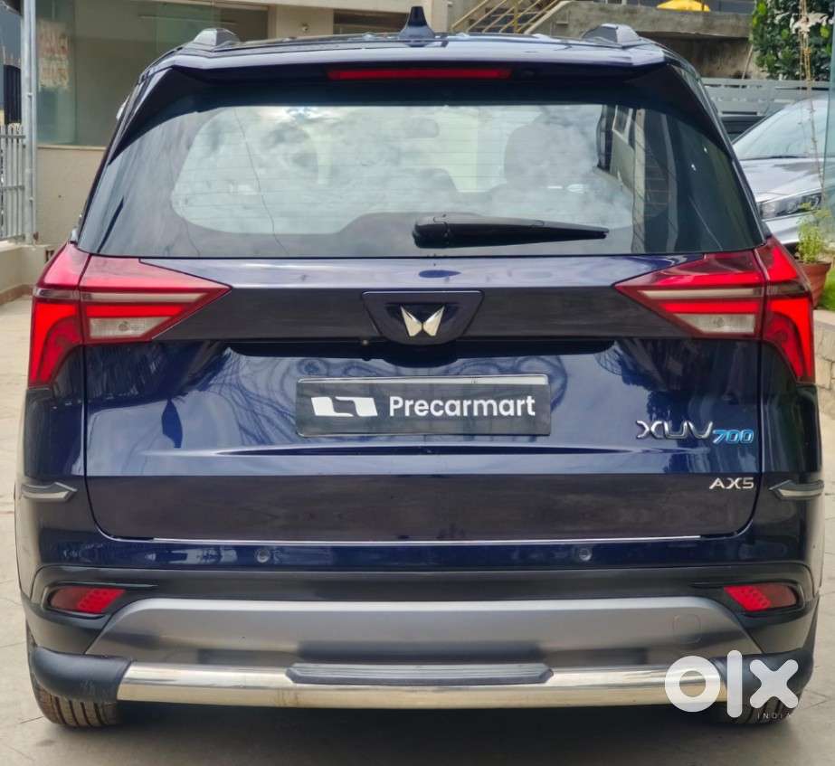 Mahindra XUV700 2.0 AX 5 Petrol MT 7 Str, 2023, Petrol