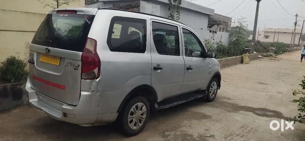 Mahindra Xylo 2018