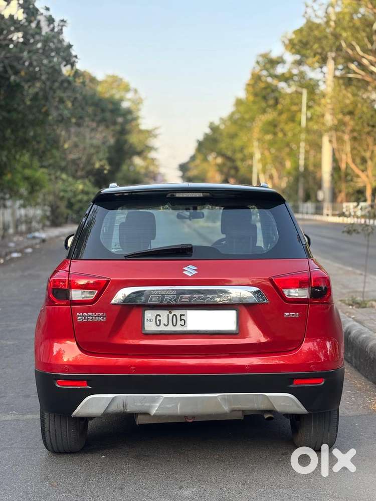Maruti Suzuki Vitara Brezza Zdi Plus Dual Tone, 2016, Diesel
