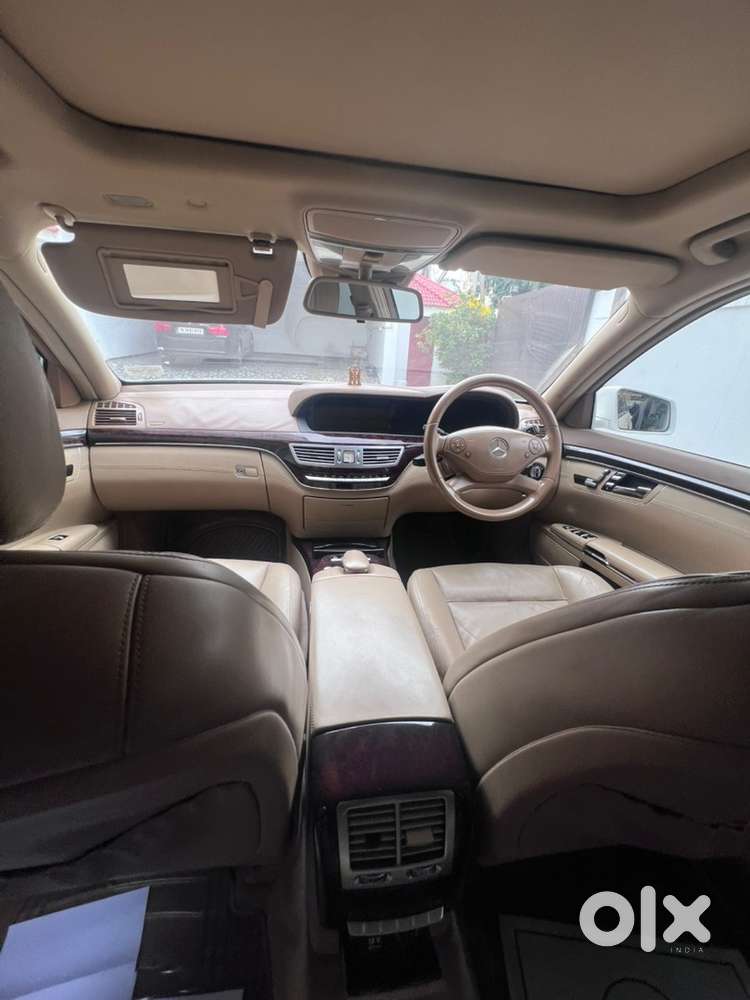 Mercedes-benz S-class 2013 Diesel With Sunroof 74353 Km Driven