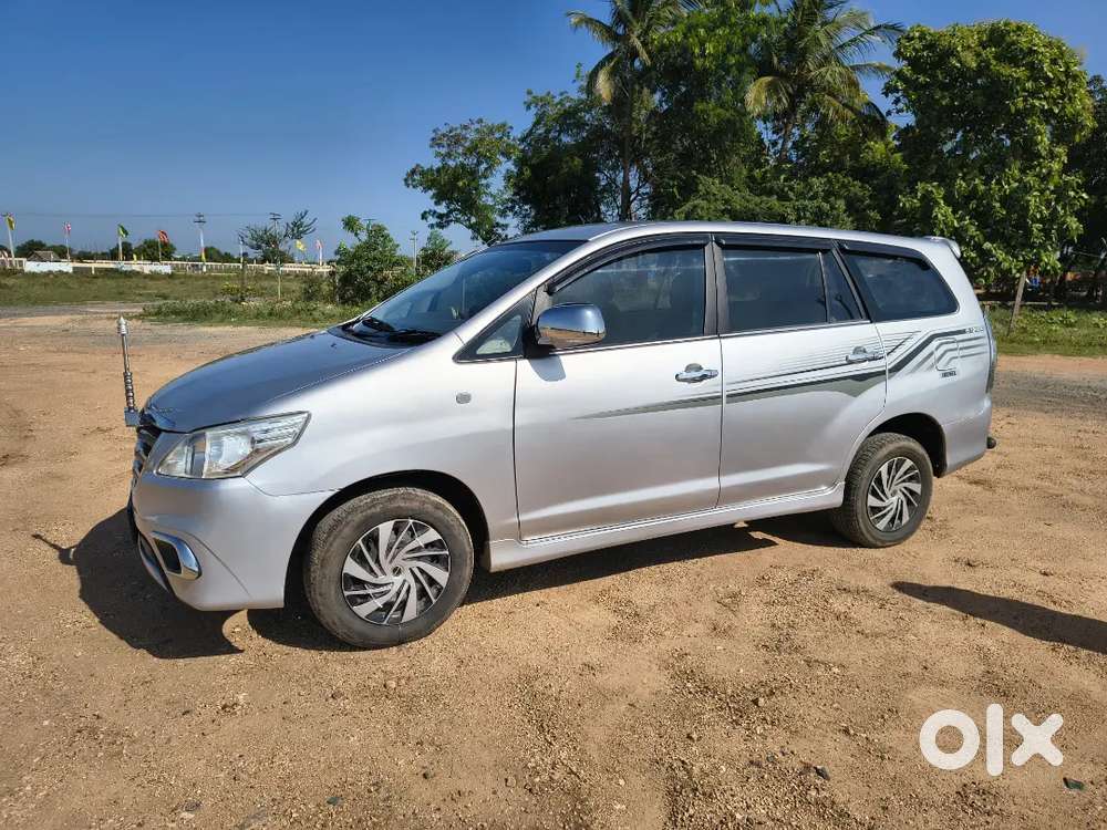 Toyota Innova 2009-2011 2.5 Gx 8 Str Bsiv, 2012, Diesel