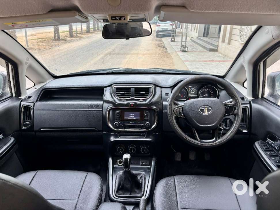 Tata Hexa Xe, 2018, Diesel