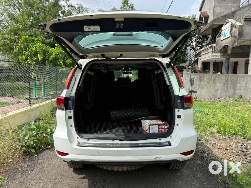 2017 Toyota Fortuner Legender