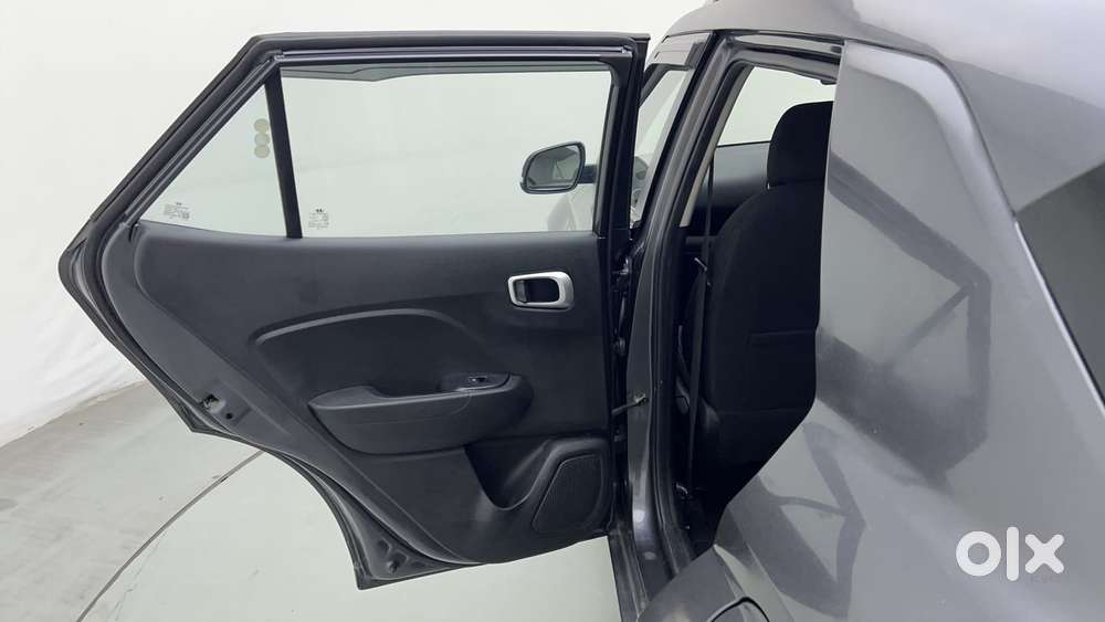 Hyundai Venue [2022-ongoing] 1.5 Crdi Sx, 2021, Diesel