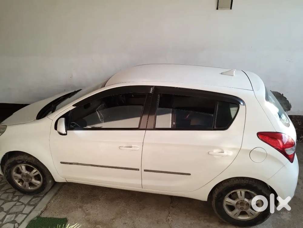 Hyundai I20 2012 Cng & Hybrids 116000 Km Driven