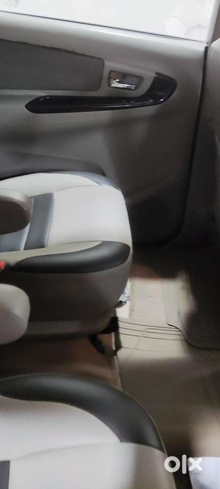 Toyota Innova 2013 Diesel 67000 Km Driven