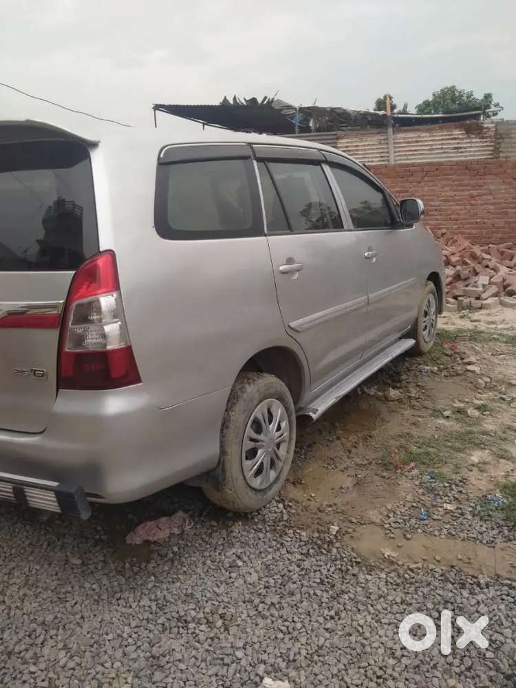 Toyota Innova Diesel 2009 Fully New Condition Car 4 Tyre New Ceat