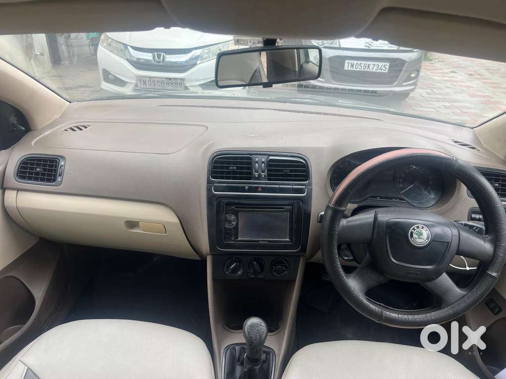 Skoda Rapid 1.6 Tdi Ambition, 2012, Diesel