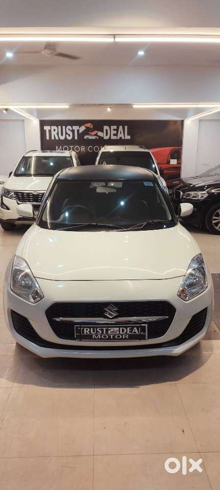 Maruti Suzuki Swift 1.2 Vxi Glory Edition, 2022, Petrol