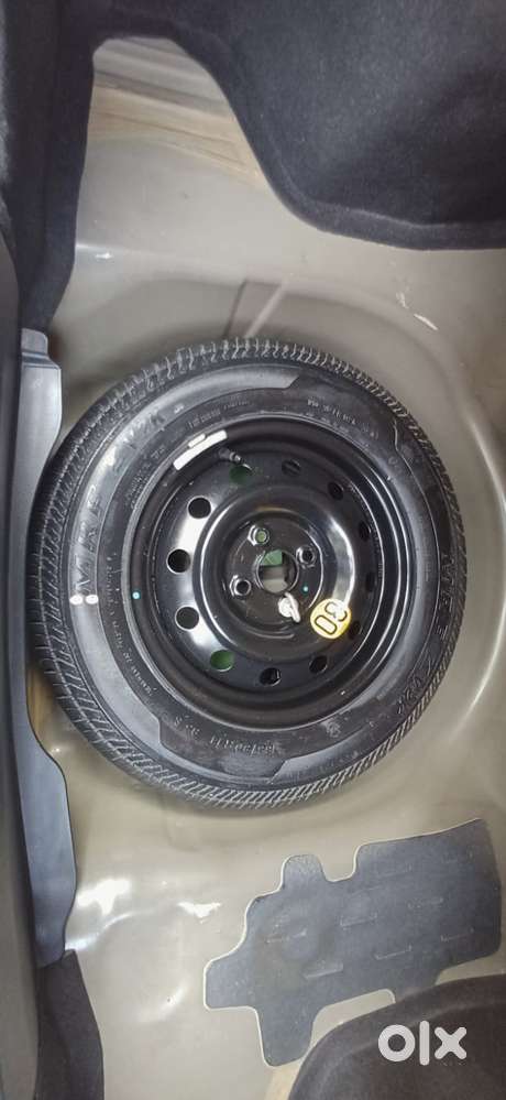 Maruti Suzuki Dzire Zxi Ags, 2016, Petrol