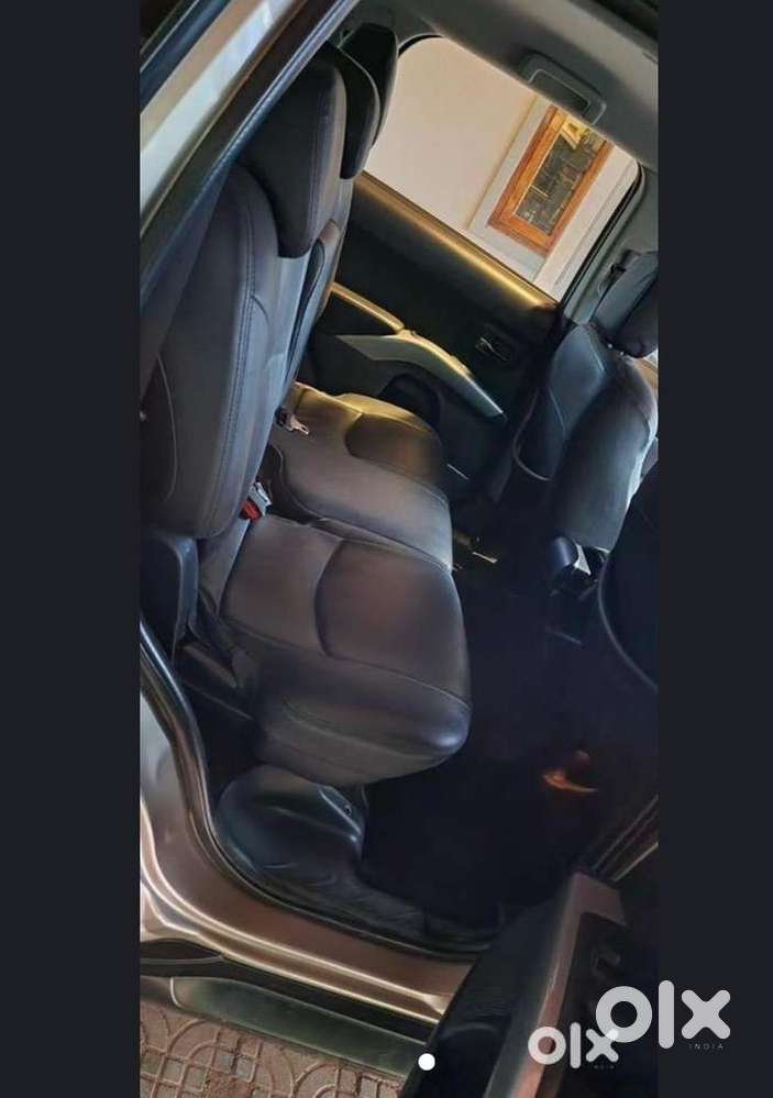 Mitsubishi Outlander 2009 Petrol Well Maintained