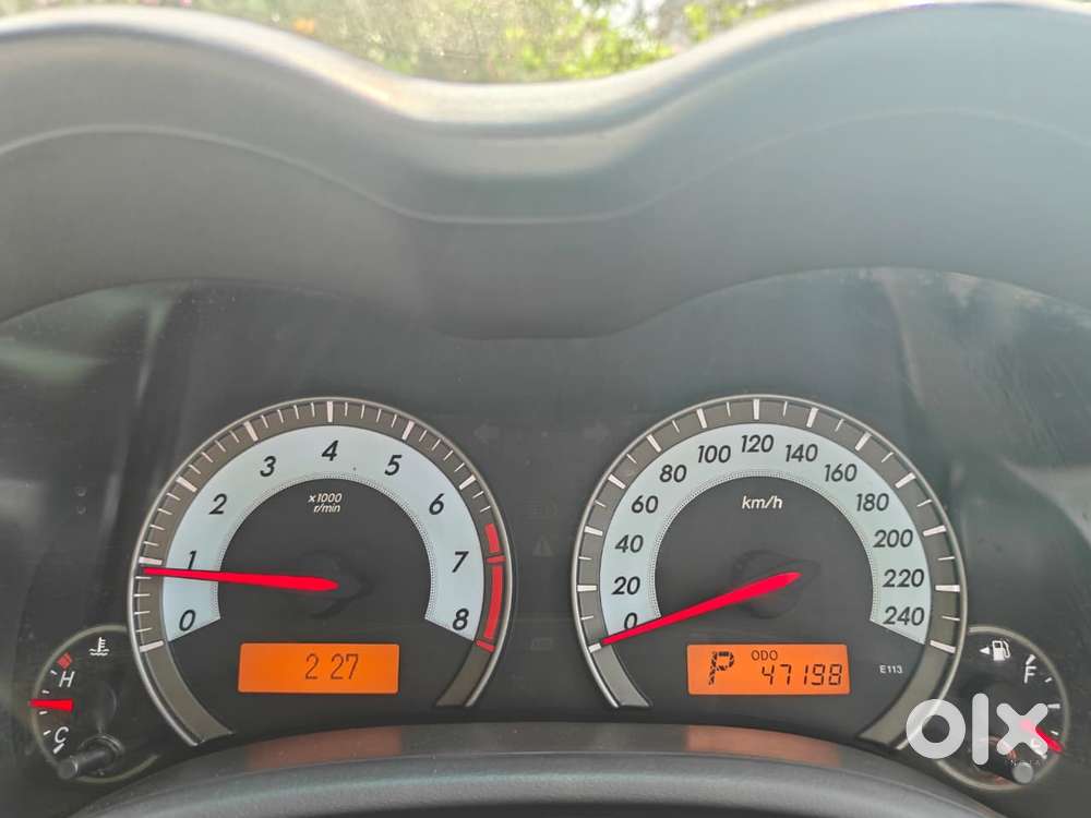 Toyota Corolla Altis, 2013, Petrol