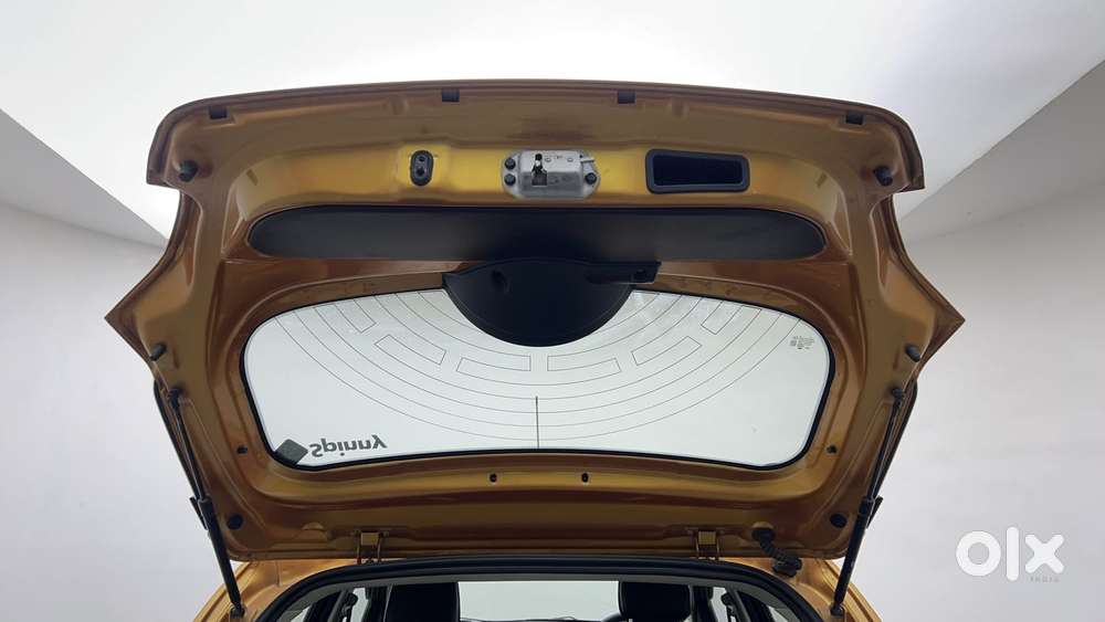 Tata Tiago Xz, 2016, Petrol