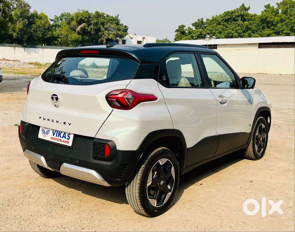 Tata Punch Ev Empowered Plus S Lr, 2024, Electric