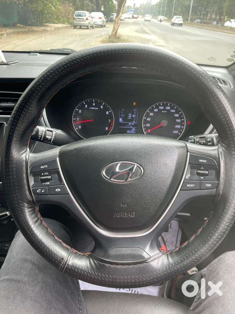 Hyundai New I20 1.2 Sportz Ivt Dual Tone, 2019, Petrol