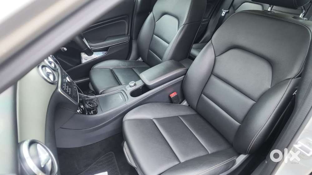 Mercedes-benz Gla 200 2016 Petrol ( Certified By Suresh Drives)