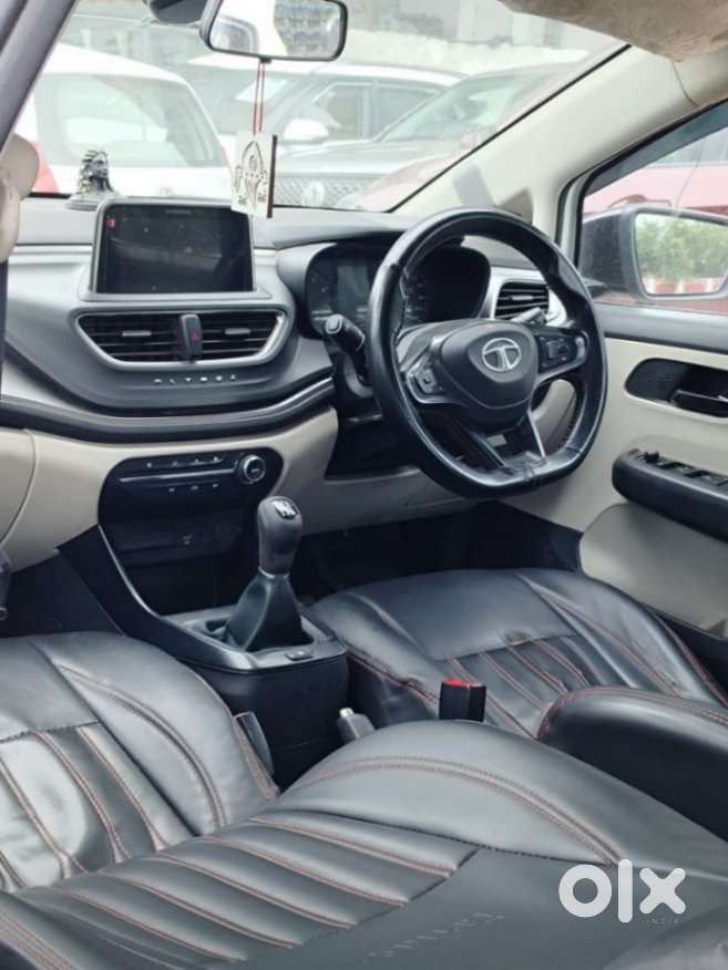 Tata Altroz 1.2 Xt, 2022, Petrol