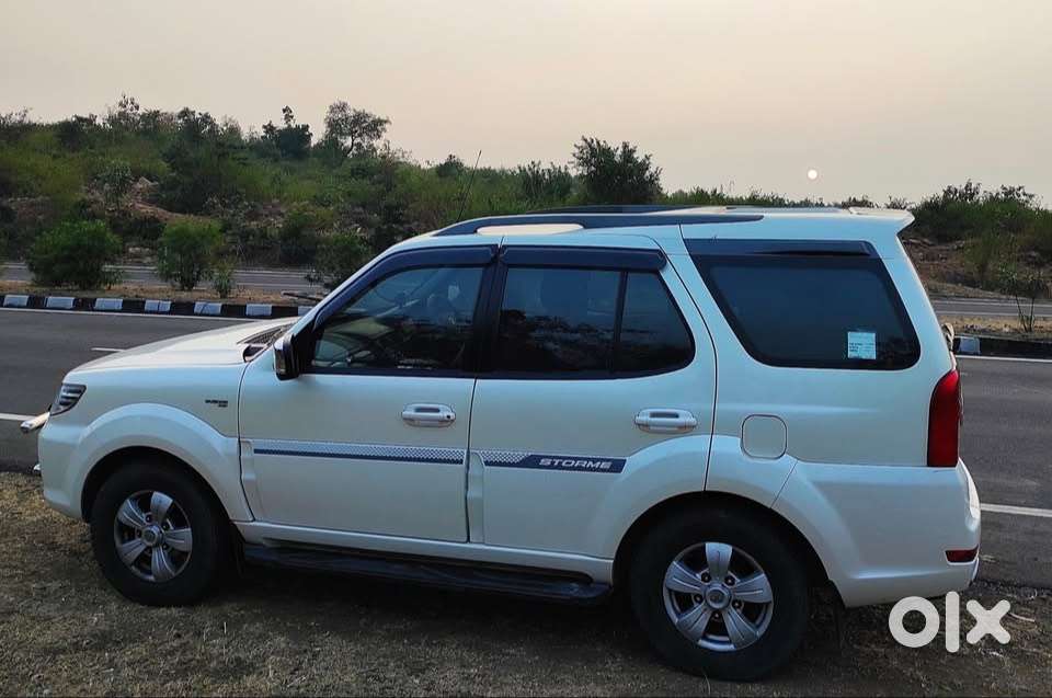 Executive-driven Well Maintained Tata Safari Storme For Sale