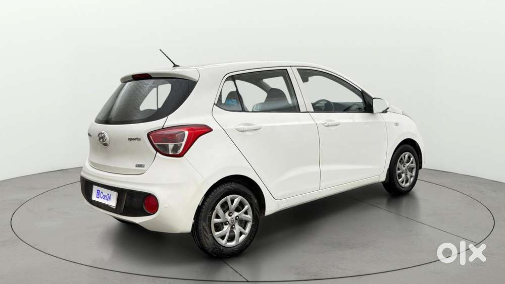 Hyundai Grand I10 Sportz 1.2 Kappa Vtvt, 2017, Petrol