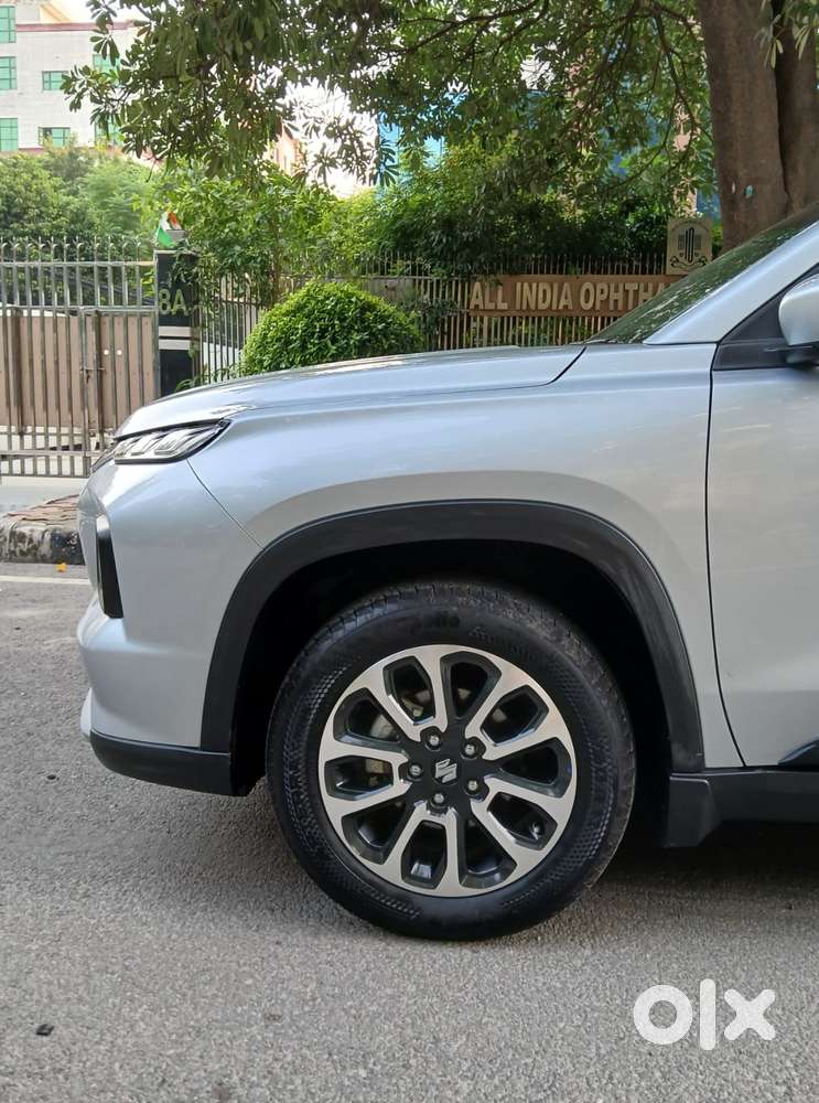 Maruti Suzuki Grand Vitara 1.5 Delta Smart Hybrid At, 2025, Petrol