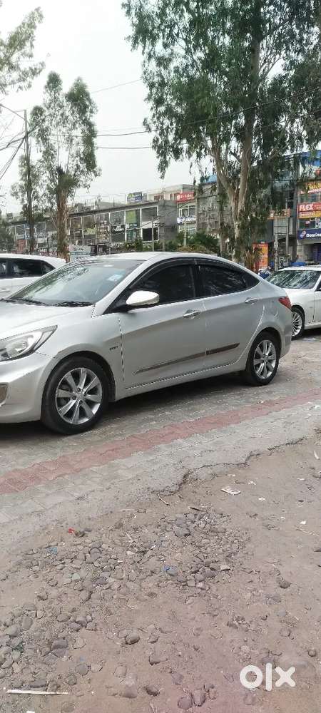 Hyundai Verna 1.6 Sx 2012