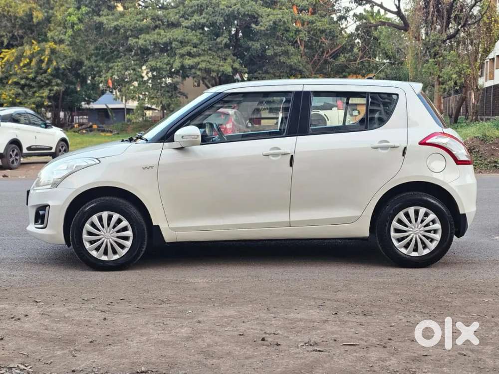 Maruti Suzuki Swift Vxi Bsiv, 2015, Petrol