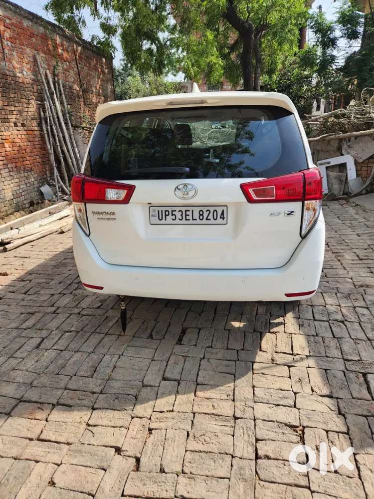 Toyota Innova Crysta 2022 Petrol 30000 Km Driven