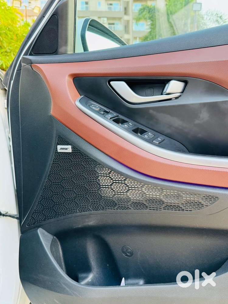 Hyundai Alcazar 2022 Petrol Auto 46000 Km Driven