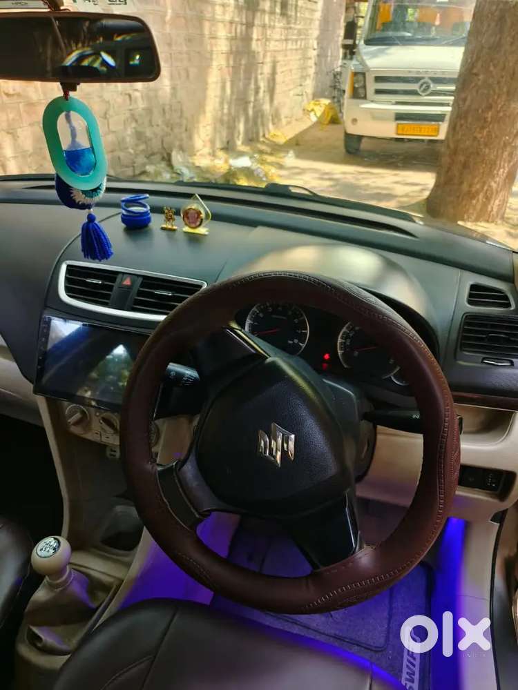 Maruti Suzuki Swift Dzire 2016 Petrol 42000 Km Driven
