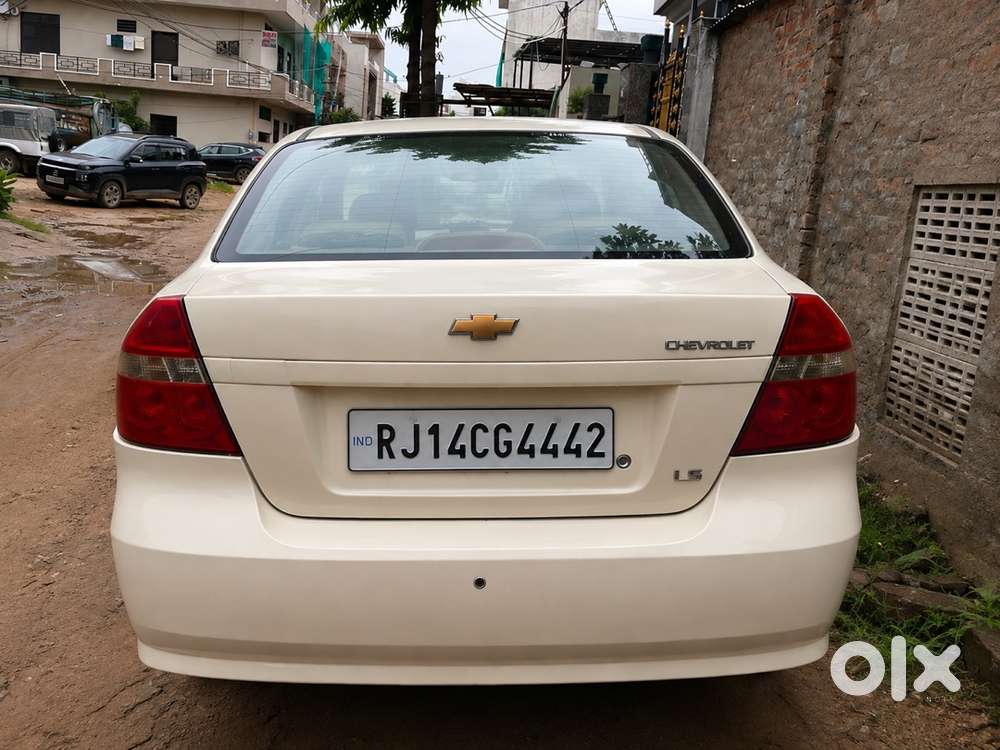Smooth & Comfortable Family Car !